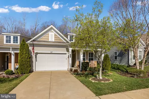 147 Long Point Dr, Fredericksburg, VA 22406