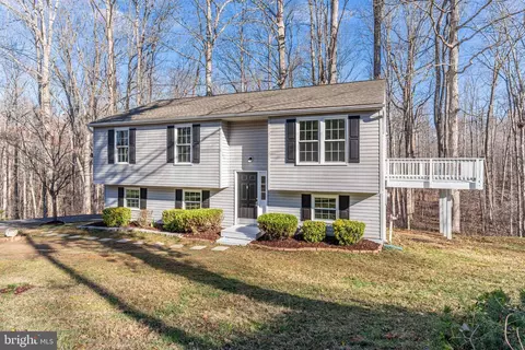 104 Longview Dr, Stafford, VA 22556