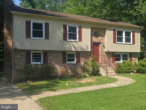 205 Vine Pl, Stafford, VA 22554