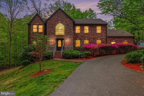 98 Wateredge Ln, Fredericksburg, VA 22406