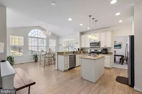 23 Colemans Mill Dr, Fredericksburg, VA 22405