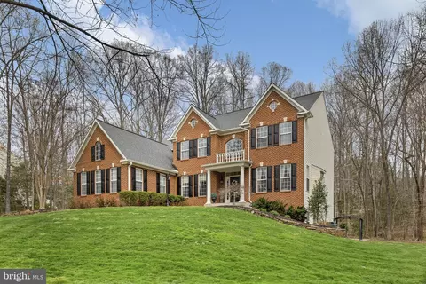 42 Meadowbrook Ln, Stafford, VA 22554