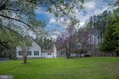 159 Marchant Dr, Fredericksburg, VA 22406
