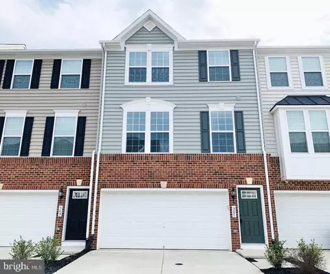 307 Streamview Dr, Fredericksburg, VA 22405