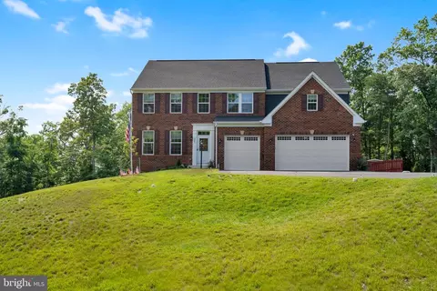 295 Potomac Run Rd, Fredericksburg, VA 22405