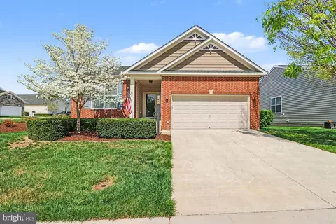 1 Dabney Ct, Fredericksburg, VA 22405