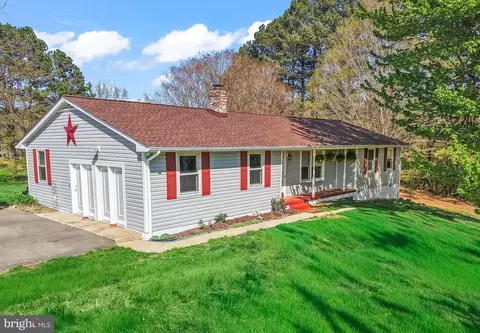 874 Truslow Rd, Fredericksburg, VA 22406
