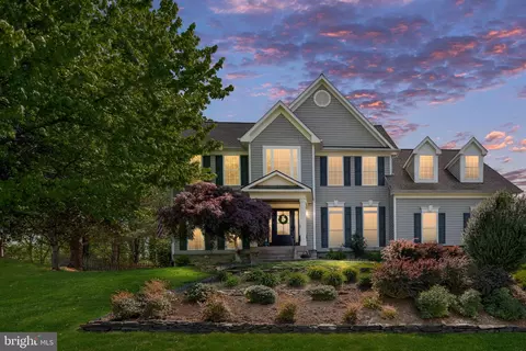 1 Colfax Ct, Stafford, VA 22554