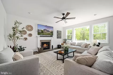 310 Liberty Hall Dr, Fredericksburg, VA 22406
