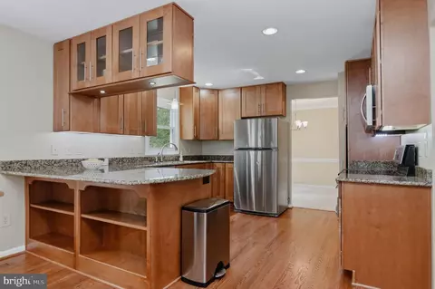 57 Briarwood Dr, Fredericksburg, VA 22405