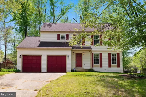 57 Briarwood Dr, Fredericksburg, VA 22405