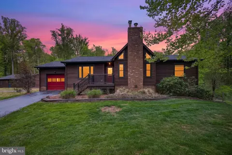 2 Holly Ct, Stafford, VA 22556
