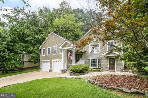 2409 Harpoon Dr, Stafford, VA 22554