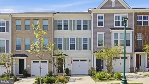 438 Boxelder Dr #103, Stafford, VA 22554