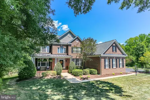 29 Prospect Dr, Fredericksburg, VA 22405