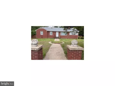 130 Sanford Dr, Fredericksburg, VA 22406