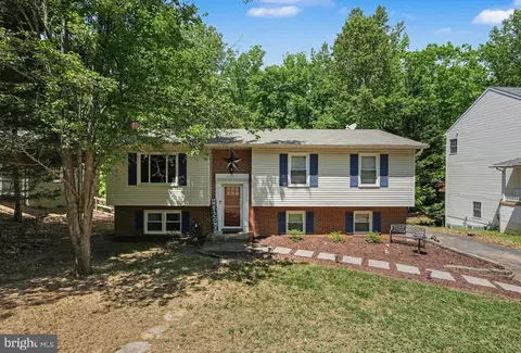 2008 Wave Dr, Stafford, VA 22554