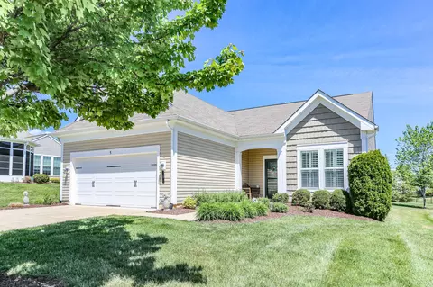 5 Battery Point Dr, Fredericksburg, VA 22406