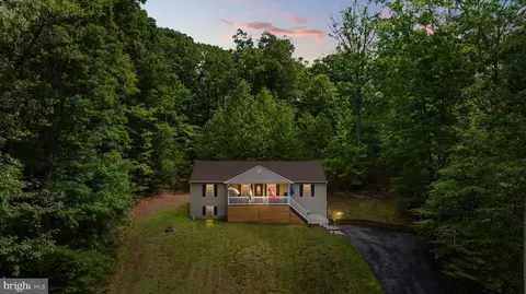 33 William And Mary Ln, Stafford, VA 22554