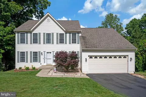 5 Oliver Ct, Fredericksburg, VA 22406
