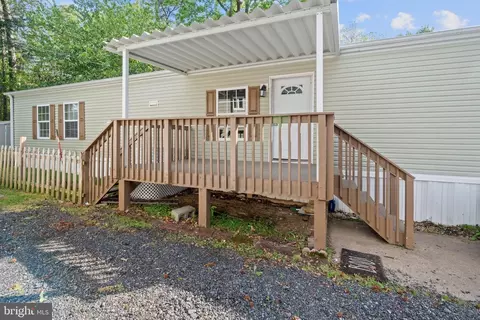 112 Paradise Ct, Stafford, VA 22554
