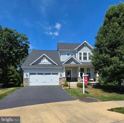 18 Farmview Dr, Stafford, VA 22554
