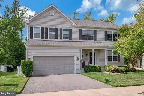 70 Colemans Mill Dr, Fredericksburg, VA 22405