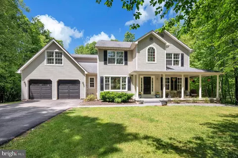 45 Amsonia Ct, Stafford, VA 22556
