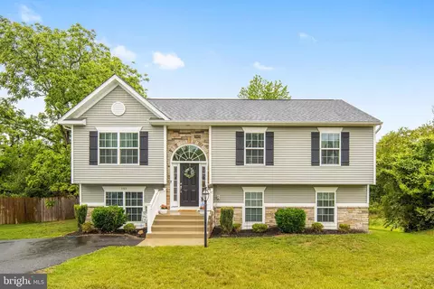 151 Deacon Rd, Fredericksburg, VA 22405