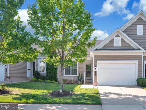 144 Castle Hill Dr, Fredericksburg, VA 22406