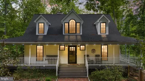 81 Lady Jane Ln, Fredericksburg, VA 22406