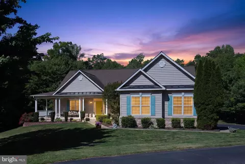 325 Gentle Breeze Cir, Fredericksburg, VA 22406