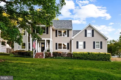 2 Greenhaven Ct, Stafford, VA 22554