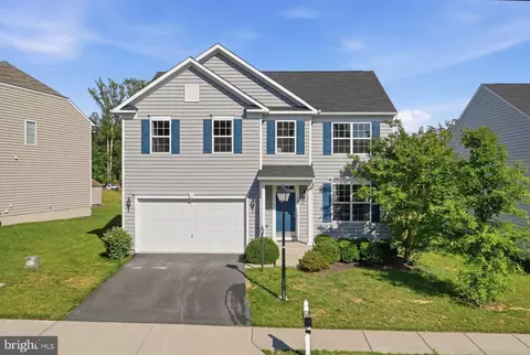 104 Arboretum Ln, Fredericksburg, VA 22405