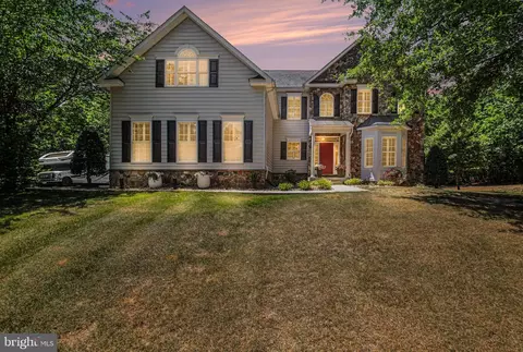 335 Gentle Breeze Cir, Fredericksburg, VA 22406
