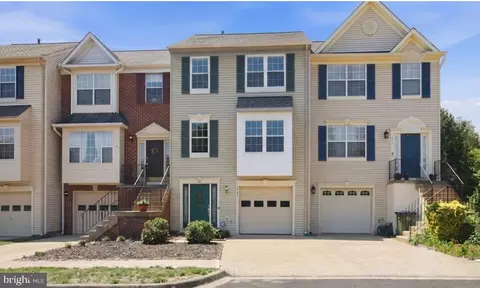 309 Barrows Ct, Fredericksburg, VA 22406
