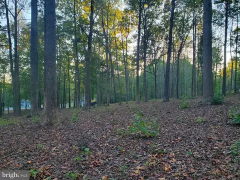 50 Piper Pl, Fredericksburg, VA 22405
