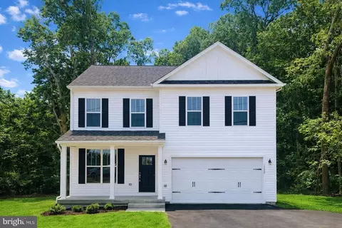 31 Blue Stone Dr, Fredericksburg, VA 22405