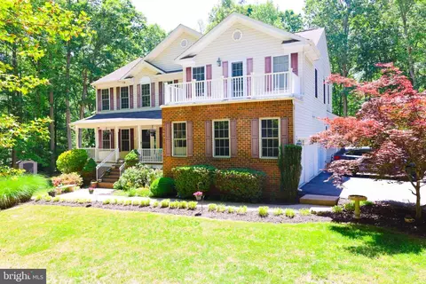 104 Tracey Ln, Fredericksburg, VA 22406