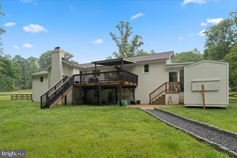 2237 Mountain View Rd, Stafford, VA 22556