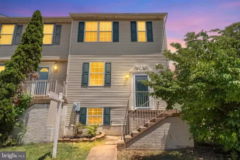 102 Mews Ct, Stafford, VA 22556