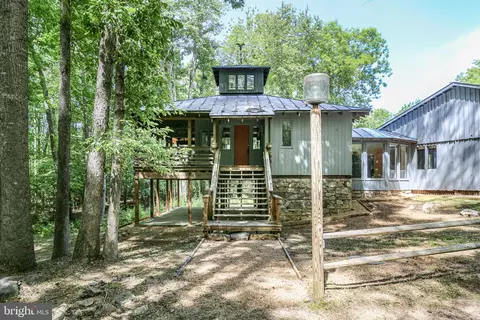 32 Layline Ln, Fredericksburg, VA 22406