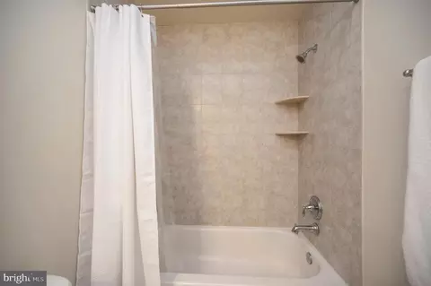 Bath - 64 Macgregor Ridge Rd, Stafford, VA 22554 photo 1 of 6