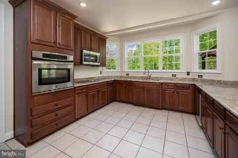Kitchen - 64 Macgregor Ridge Rd, Stafford, VA 22554 photo 3 of 5