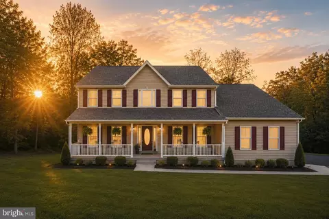 36 Crestwood Ln, Stafford, VA 22554