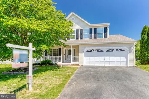5 Peachy Ct, Stafford, VA 22554