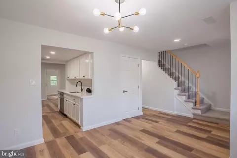 110 Oak Dr, Stafford, VA 22554