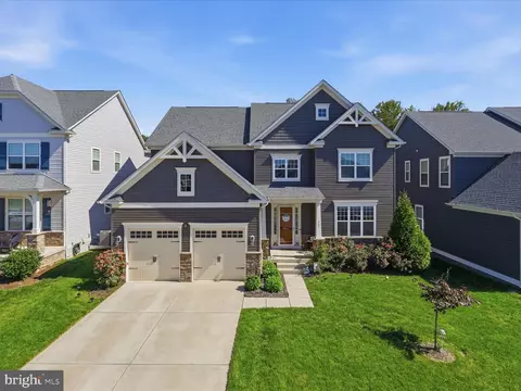 462 Crab Apple Dr, Stafford, VA 22554