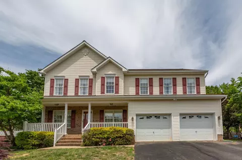 11 Feldspar Way, Fredericksburg, VA 22405