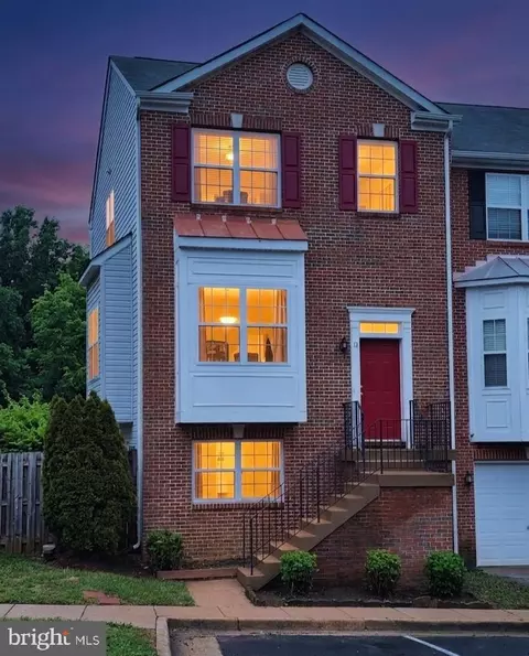 12 Townes Pl, Fredericksburg, VA 22405